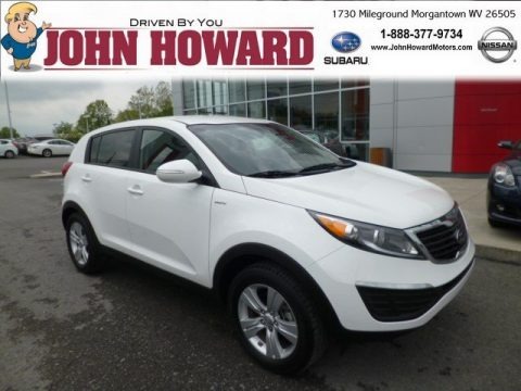 Clear White 2013 Kia Sportage LX AWD