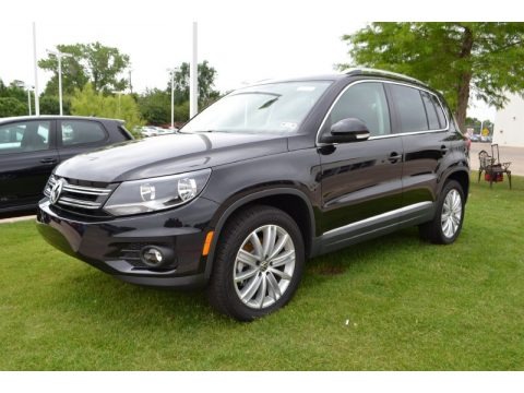 Deep Black Metallic 2013 Volkswagen Tiguan SE Deep Black Metallic 2013 Volkswagen Tiguan SE