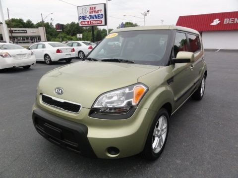 Alien Green 2011 Kia Soul +