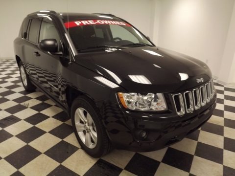Brilliant Black Crystal Pearl 2011 Jeep Compass 2.4 4x4