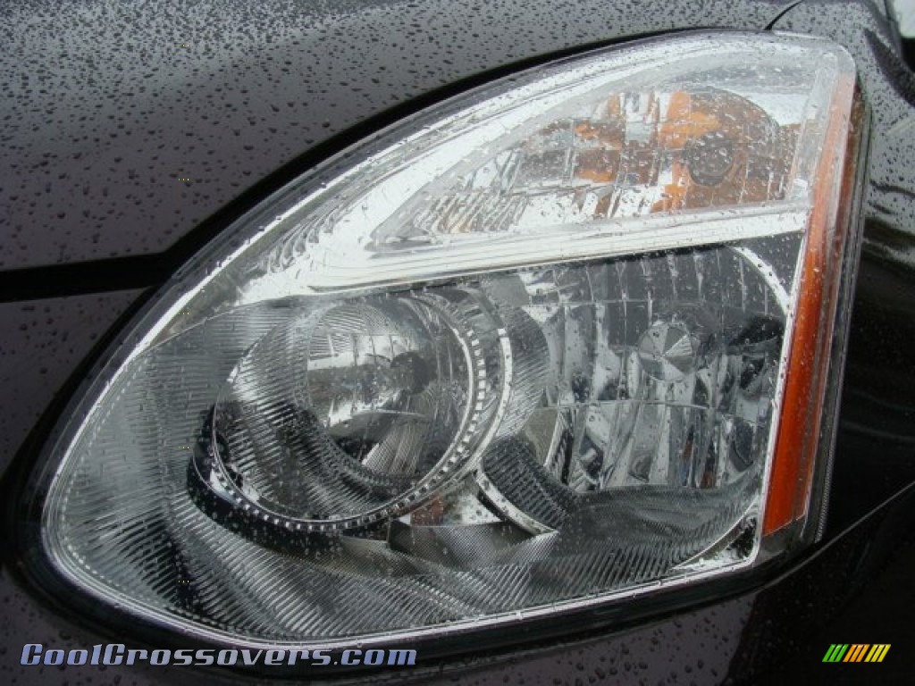 2011 Rogue SV AWD - Black Amethyst / Black photo #31