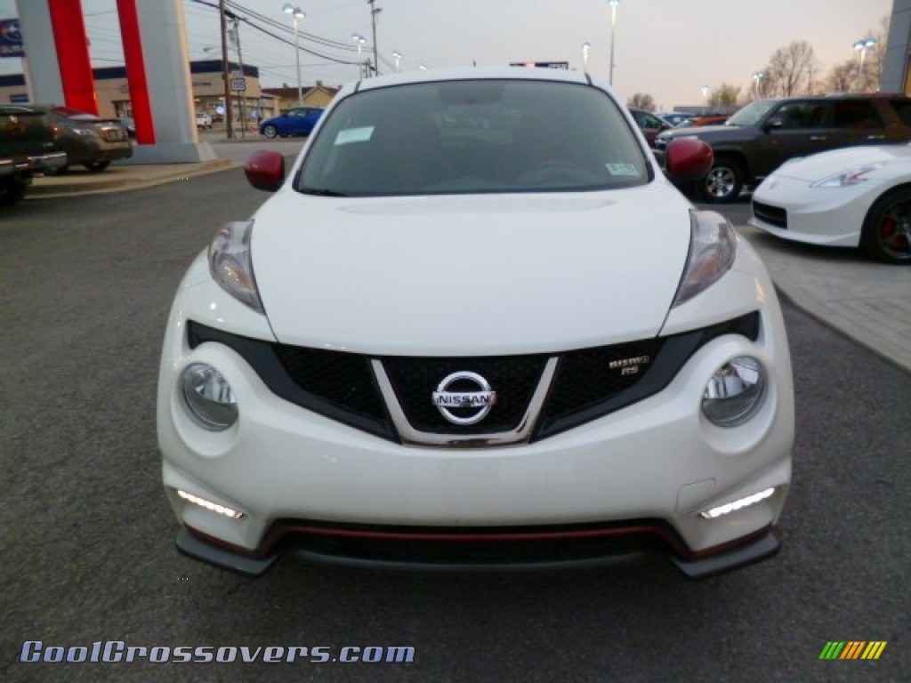 2014 Juke NISMO RS AWD - Pearl White / NISMO RS Leather/Synthetic Suede photo #2