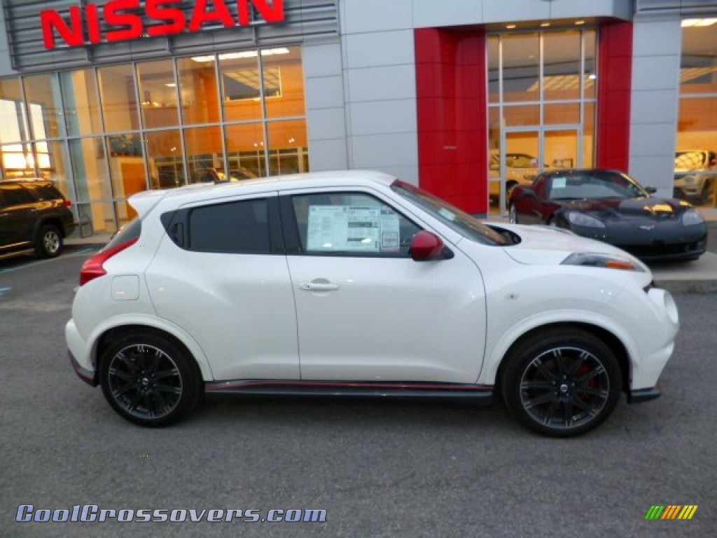 2014 Juke NISMO RS AWD - Pearl White / NISMO RS Leather/Synthetic Suede photo #8