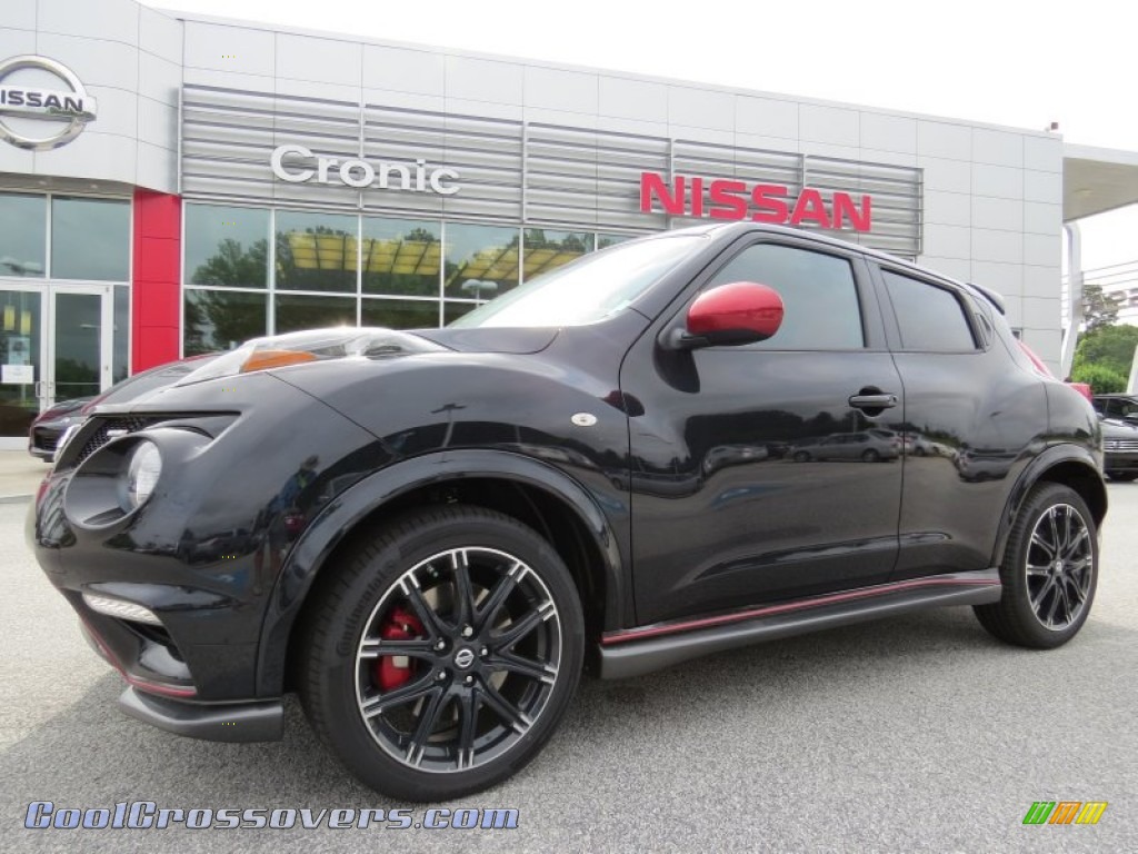 Sapphire Black / NISMO RS Leather/Synthetic Suede Nissan Juke NISMO RS