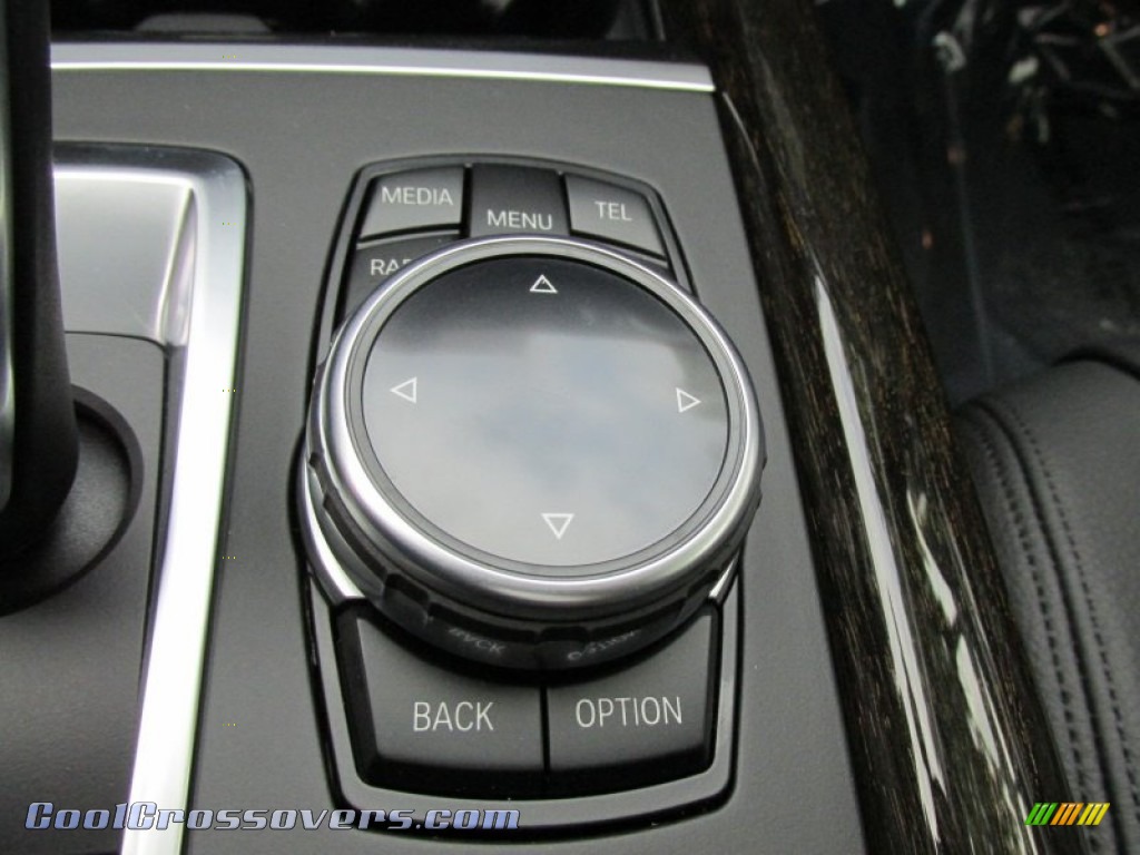 2014 X5 xDrive35i - Glacier Silver Metallic / Black photo #17