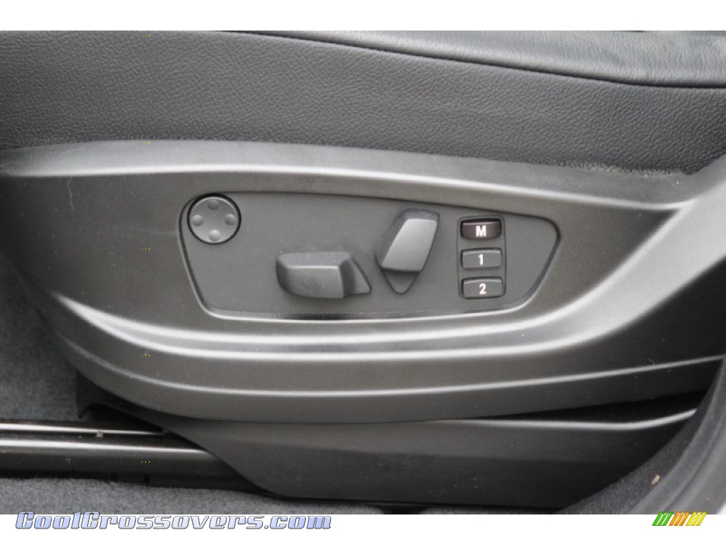 2012 X5 xDrive35i Sport Activity - Titanium Silver Metallic / Black photo #12